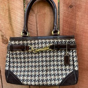Coach Houndstooth Tweed & Suede Hampton Purse 👛